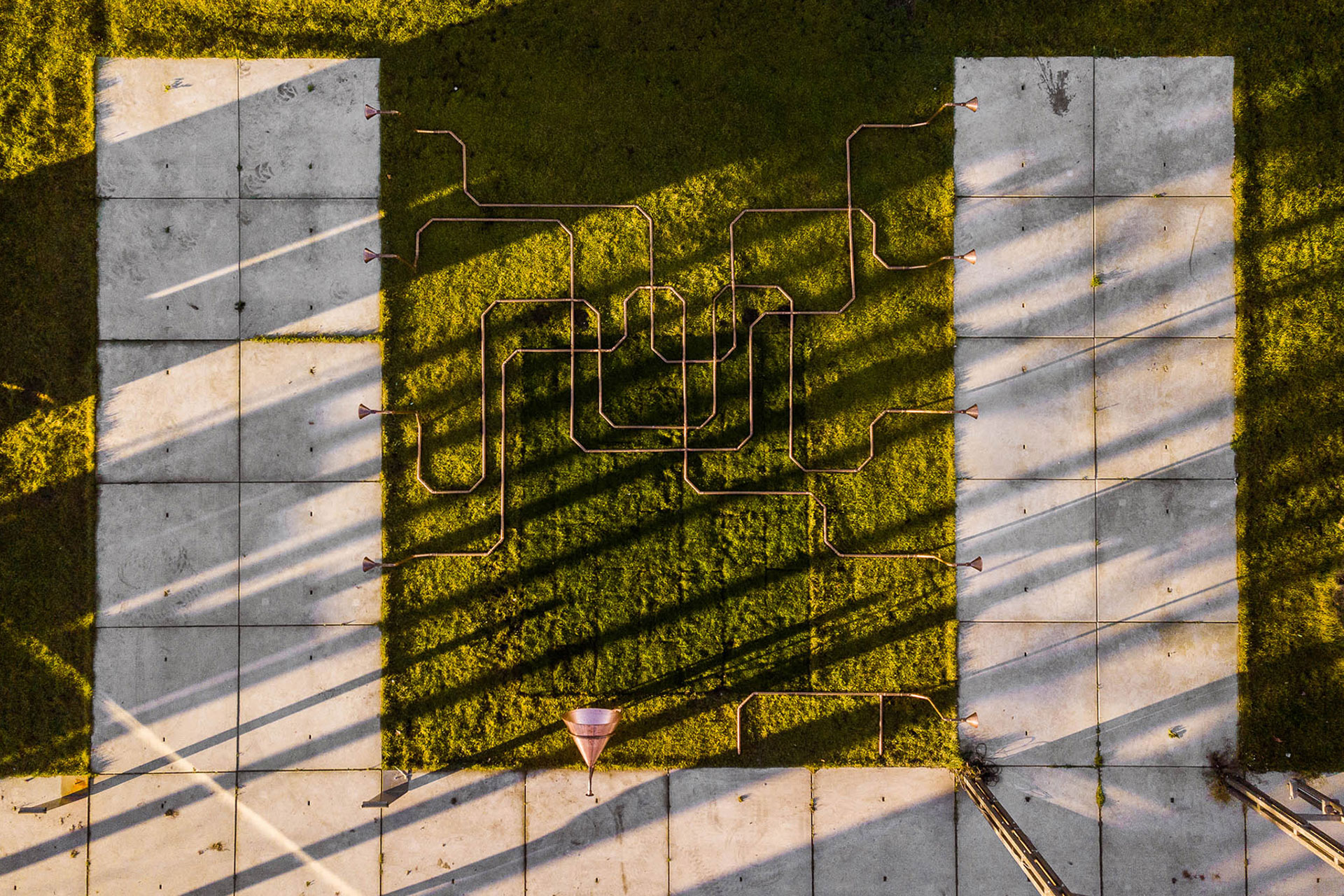 Soft Talk installation drone shot by Marvin Flores Unger and Jasper Zehetgruber, immersive audiovisual artwork exploring urban spaces and ASMR during the corona pandemic